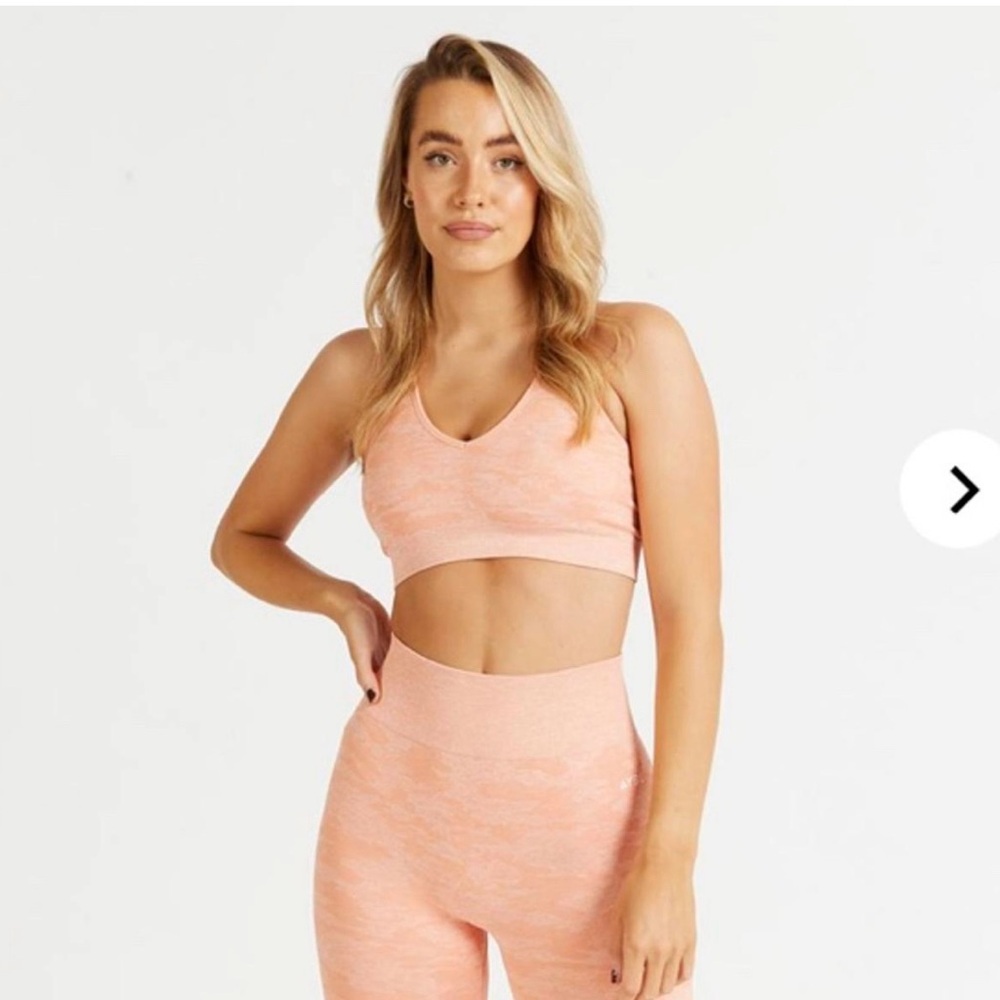 Set - AYBL Seamless Sports Bra and Shorts Size Medium - Picture 2 of 11